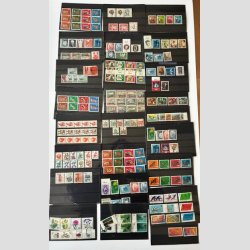 FRIM�RKER TYSKLAND | BUND+BERLIN - Stort parti p� mange plancher + 3 stk. tykke lagerb�ger. Meget postfrisk.   