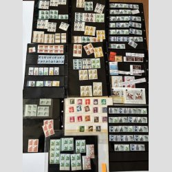 FRIM�RKER TYSKLAND | BUND+BERLIN - Stort parti p� mange plancher + 3 stk. tykke lagerb�ger. Meget postfrisk.   