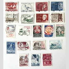 FRIM�RKER DANMARK | 1982-83 - AFA 744-780 - 19 stk. forskellige p�ne m�rker - Pragt Stemplet