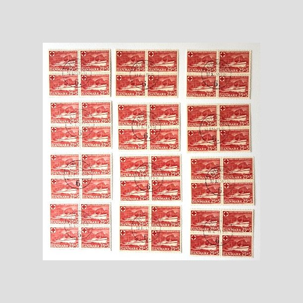 FRIM�RKER DANMARK | 1951 - AFA 333 - Jutlandia 25 + 5 �re r�d - 12 x 4-blok - Lux Stemplet