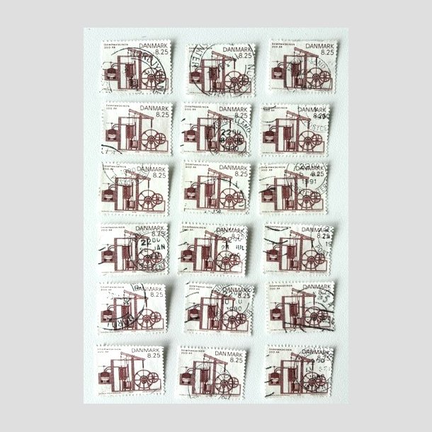 FRIM�RKER DANMARK | 1990 - AFA 961 - Dampmaskinen 200 �r. - 8,25 Kr. brunr�d x 18 stk. - Stemplet