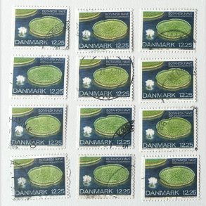FRIM�RKER DANMARK | 2001 - AFA 1274 - Botanisk have. - 12,25 Kr. K�mpe�kande x 12 stk. - Stemplet