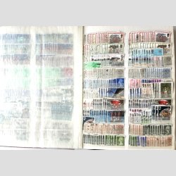 FRIM�RKER ENGLAND | Meget fyldigt lagerparti i to indstiksb�ger ( i alt 32 proppede sider ) - Se fotoudsnit.  