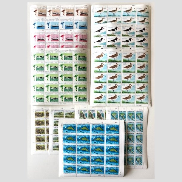 FRIM�RKER F�R�ERNE | 1977-78 - 3 stk. tidlige komplette helarks�t - Postfrisk