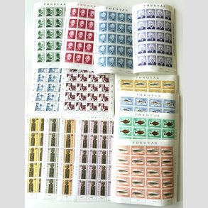 FRIM�RKER F�R�ERNE | 1983-84 - 4 stk. tidlige komplette helarks�t - Postfrisk