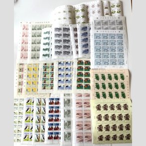 FRIM�RKER F�R�ERNE | 1978-82 - 10 stk. tidlige komplette helarks�t - Postfrisk