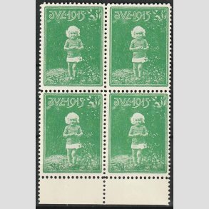 JULEM�RKER DANMARK | 1915 - Lille pige i 4-blok - Postfrisk