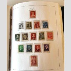 FRIM�RKER NORGE: Fin samling i Stender Album til �r 2005 med en del postfrisk i den nyere del.