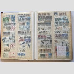 FRIMRKER NORGE | Proppet 32 siders lagerbog med rigtigt mange mrker frem til nyere.  