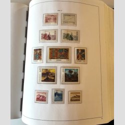 FRIM�RKER NORGE: Fin samling i Stender Album til �r 2005 med en del postfrisk i den nyere del.