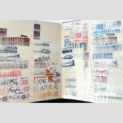 FRIM�RKER SVERIGE | Lagerparti i 4 stk. albums fra �ldre til nyere, p�ne stempler er set.