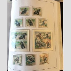 FRIM�RKER SVERIGE | P�n grundsamling i 3 stk. flotte Stender album med sider frem til �r. 2010