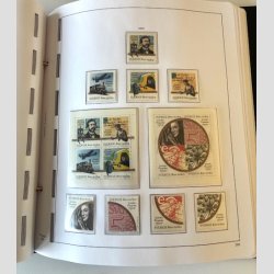 FRIM�RKER SVERIGE | P�n grundsamling i 3 stk. flotte Stender album med sider frem til �r. 2010