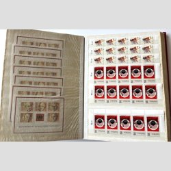 FRIM�RKER TYSKLAND/BUNDES. REP.  | 2 stk. lagerb�ger POSTFRISK med mange m�rker/miniark (Se fotoudsnit)