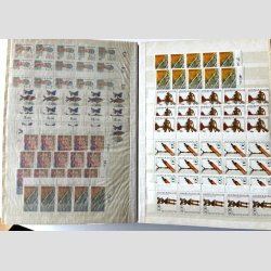 FRIM�RKER TYSKLAND/BUNDES. REP.  | 2 stk. lagerb�ger POSTFRISK med mange m�rker/miniark (Se fotoudsnit)