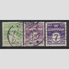 FRIM�RKER DANMARK | 1926-30 - AFA 167,168,184 - B�lgelinie 7,7 og 12 �re - Stemplet - Photoex. Der leveres m�rker i helt alm. gennemsnitlig stempetkvalitet uden takfejl.
