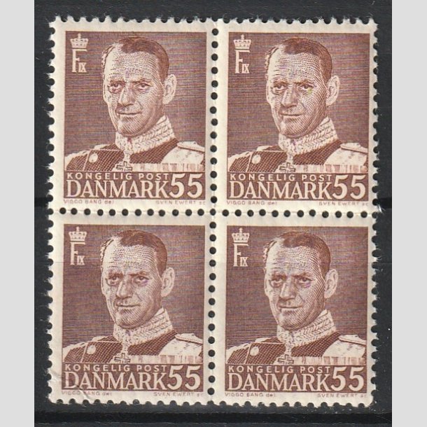 FRIMRKER DANMARK | 1951 - AFA 327 - Fr. IX 55 re brun i Fire-blok (let fold i sv hjrne) - Postfrisk