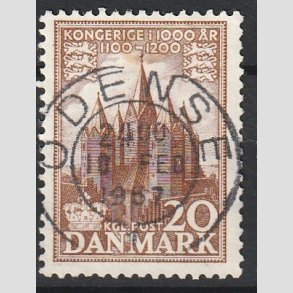 FRIM�RKER DANMARK | 1953-56 - AFA 348 - Kongeriget 1000 �r - 20 �re brun - Pragt Stemplet 