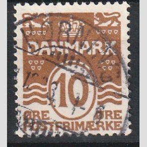 FRIM�RKER DANMARK | 1930 - AFA 185 - B�lgelinie 10 �re brun - Lux Stemplet 