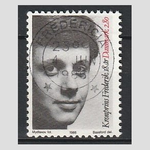 FRIM�RKER DANMARK | 1986 - AFA 858 - Kronprins Frederik 18 �r - 2,80 Kr. sort/r�d - Pragt Stemplet
