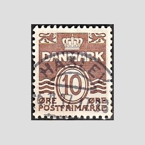 FRIM�RKER DANMARK | 1937-38 - AFA 235 - B�lgelinie 10 �re brun - Lux Stemplet Haslev