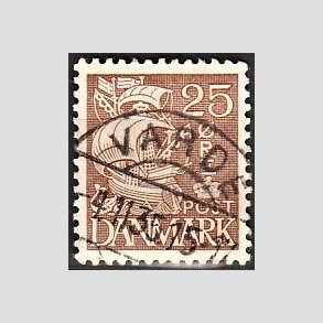 FRIM�RKER DANMARK | 1934 - AFA 214 - Karavel 25 �re brun Type I - Lux Stemplet