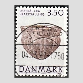 FRIM�RKER DANMARK | 1992 - AFA 1007 - Nationalmuseets samlinger - 3,50 Kr. lilla/brun - Pragt Stemplet