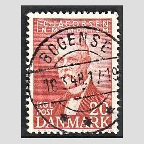 FRIM�RKER DANMARK | 1947 - AFA 305 - I. C. Jacobsen - 20 �re brunr�d - Pragt Stemplet Bogense