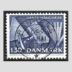 FRIM�RKER DANMARK | 1977 - AFA 643 - Dansk h�ndv�rk - 1,30 Kr. bl� - Pragt Stemplet