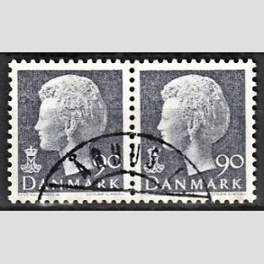 FRIMRKER DANMARK | 1979 - AFA 676 - Dronning Margrethe - 90 re blgr i par - Pragt Stemplet