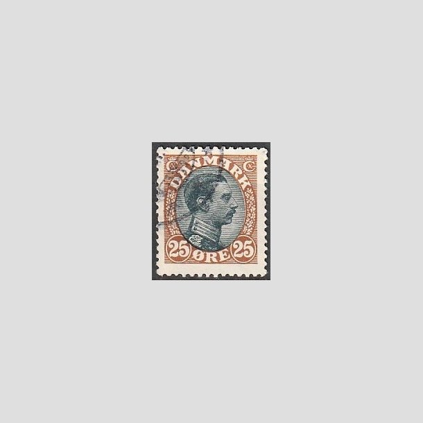 FRIMRKER DANMARK | 1918-20 - AFA 101 - Chr. X 25 re brun/sort - Stemplet