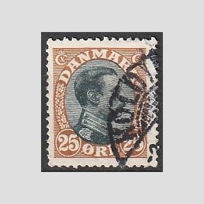 FRIMRKER DANMARK | 1918-20 - AFA 101 - Chr. X 25 re brun/sort - Stemplet