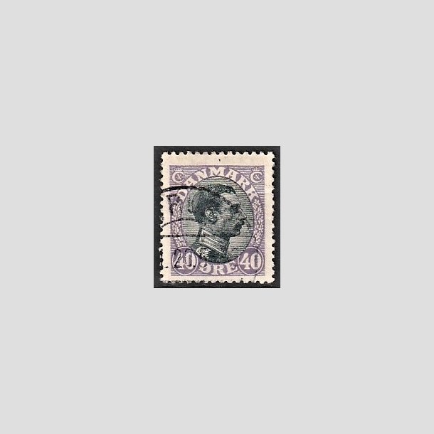 FRIMRKER DANMARK | 1918-20 - AFA 105 - Chr. X 40 re lilla/sort - Stemplet