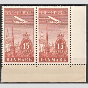 FRIMRKER DANMARK | 1934 - AFA 217 - Ny Luftpost 15 re rd i parstykke med marginal - Postfrisk