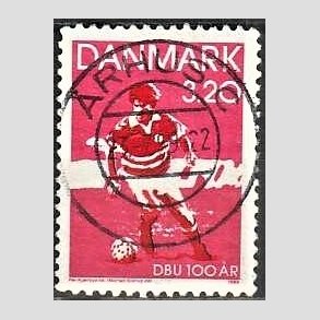 FRIM�RKER DANMARK | 1989 - AFA 935 - DBU 100 �r - 3,20 Kr. r�d/sort - Pragt Stemplet