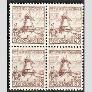 FRIMRKER DANMARK | 1937 - AFA 237 - Dybbl Mlle - 10+5 re brun i 4-blok - Postfrisk