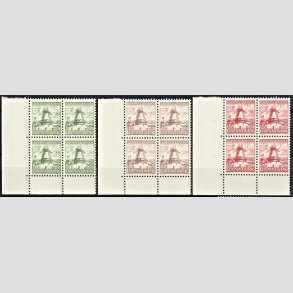 FRIMRKER DANMARK | 1937 - AFA 238,237,236 - Dybbl Mlle 5,10,15 + 5 re i 4-blokke med SV marginal - Postfrisk