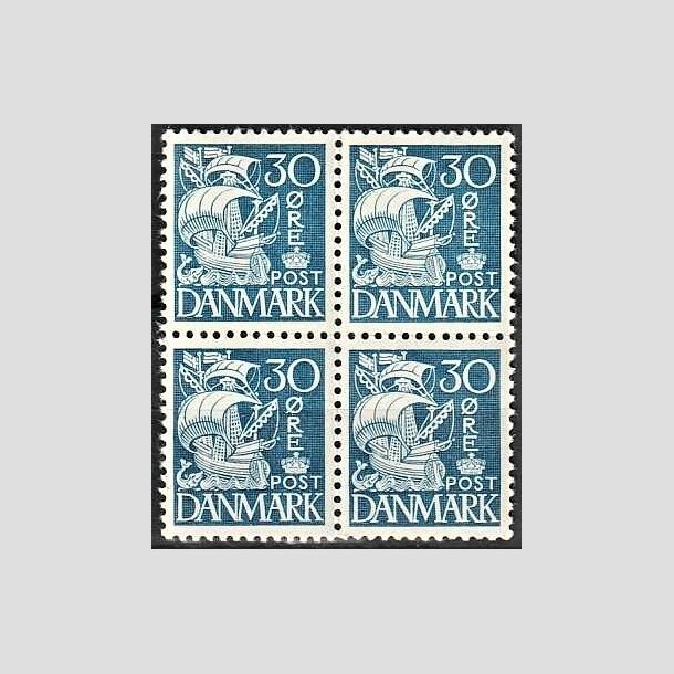 FRIMRKER DANMARK | 1937-40 - AFA 215a - Karavel 30 re bl Type II i 4-blok - Postfrisk