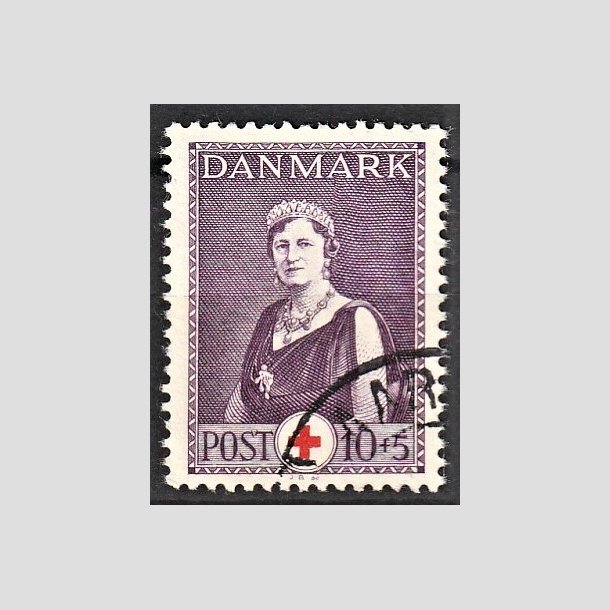 FRIMRKER DANMARK | 1939 - AFA 252 - Dronning Alexandrine Rde Kors - 10 + 5 re violet/rd - Alm. god gennemsnitskvalitet - Stemplet (Photo eksempel)