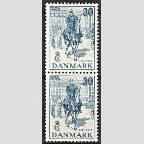FRIMRKER DANMARK | 1937 - AFA 242 - Chr. X 25 rs jubilum 30 re bl i lodret par - Postfrisk