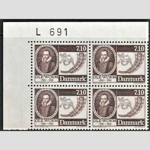 FRIMRKER DANMARK | 1988 - AFA 905 - Naturforskeren Ole Worm  - 7,10 Kr. brun i marginalblok - Postfrisk