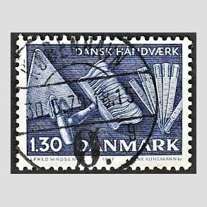 FRIM�RKER DANMARK | 1977 - AFA 643 - Dansk h�ndv�rk - 1,30 Kr. bl� - Pragt Stemplet K�benhavn