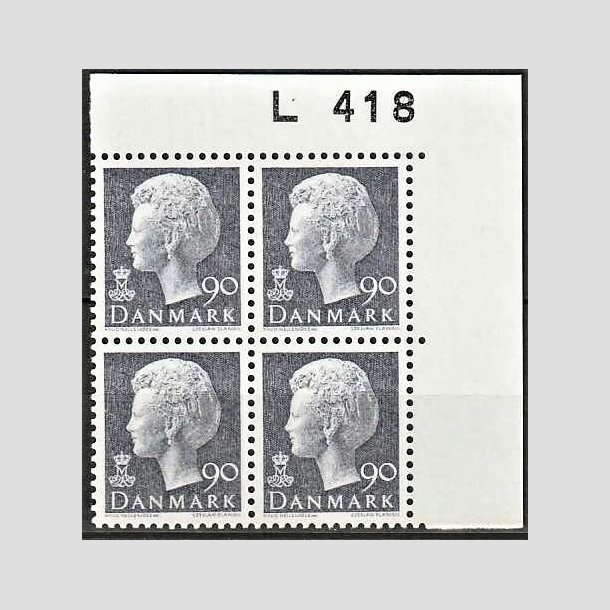 FRIMRKER DANMARK | 1979 - AFA 676 - Dronning Margrethe - 90 re blgr i marginal 4-blok L418 - Postfrisk