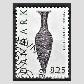 FRIMRKER DANMARK | 1992 - AFA 1010 - Nationalmuseets samlinger - 8,25 Kr. grn/sort - God/Bedre gennemsnitskvalitet - Stemplet