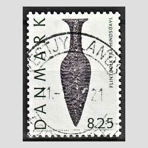 FRIMRKER DANMARK | 1992 - AFA 1010 - Nationalmuseets samlinger - 8,25 Kr. grn/sort - God/Bedre gennemsnitskvalitet - Stemplet