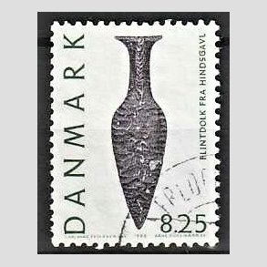 FRIMRKER DANMARK | 1992 - AFA 1010 - Nationalmuseets samlinger - 8,25 Kr. grn/sort - God/Bedre gennemsnitskvalitet - Stemplet