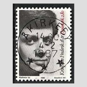 FRIM�RKER DANMARK | 1986 - AFA 858 - Kronprins Frederik 18 �r - 2,80 Kr. sort/r�d - Pragt Stemplet �kirkeby