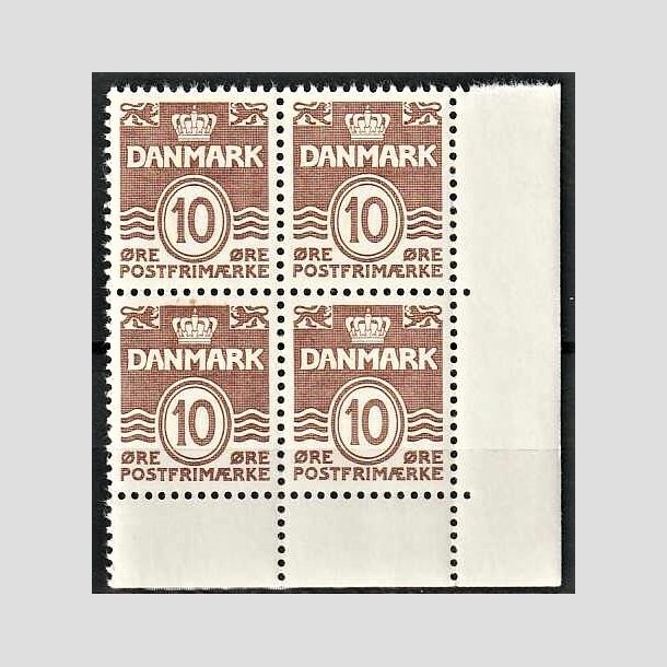 FRIMRKER DANMARK | 1937 - AFA 235 - Blgelinie 10 re brun i 4-blok - Postfrisk