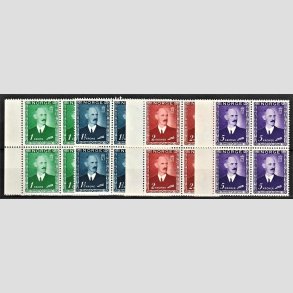 FRIMRKER NORGE | 1946 - AFA 329-32 - Kong Haakon VII - 1-5 kr. i komplet st fireblokke - Postfrisk