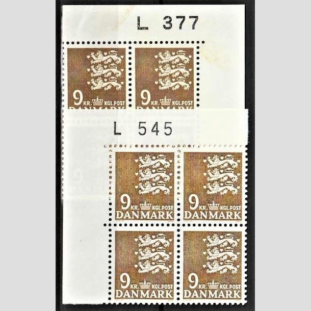 FRIMRKER DANMARK | 1977 - AFA 648 - Rigsvben 9 Kr. olivenbrun 2 x marginal 4-blok L377/L545 - Postfrisk